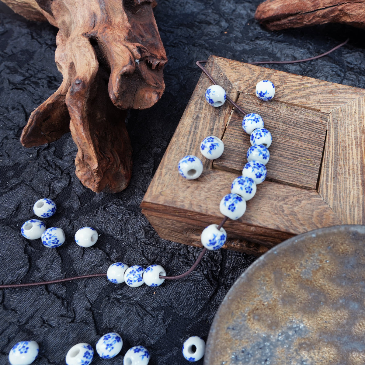 Handmade DIY Blue and White Porcelain Flower Beads (10 pcs) - Blue Floral Pattern
